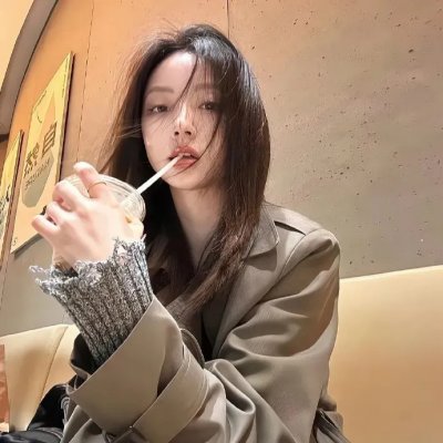 捆著你，困著我